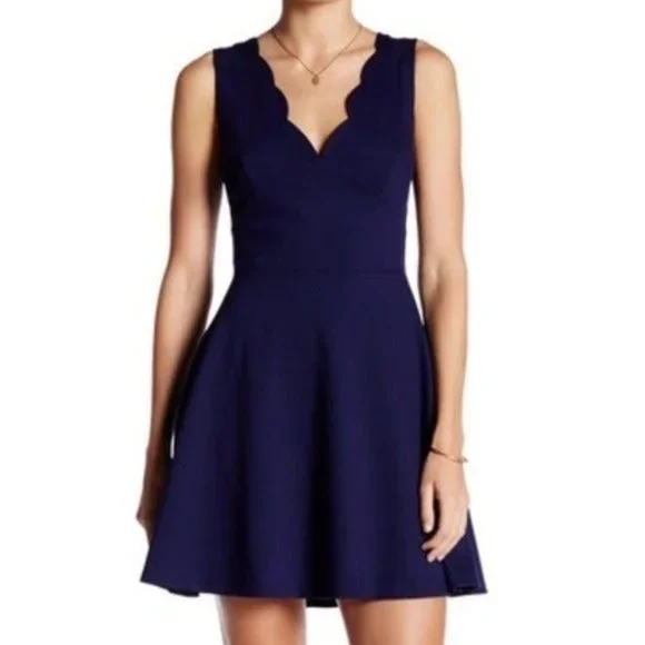 Love...Ady Scalloped V-neck Fit & Flare Mini Dress size Large in Navy - NEW Love...Ady Scalloped V-neck Fit & Flare Mini Dress size Large in Navy - NEW
